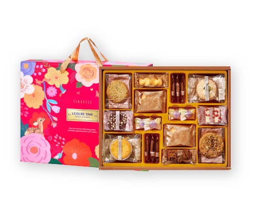 Isabelle new year gift box 1